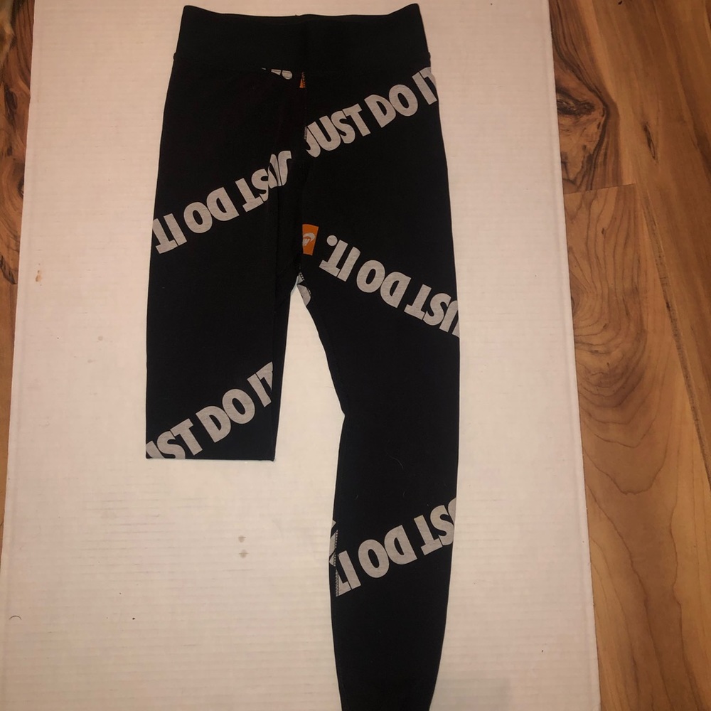 Nike leggings